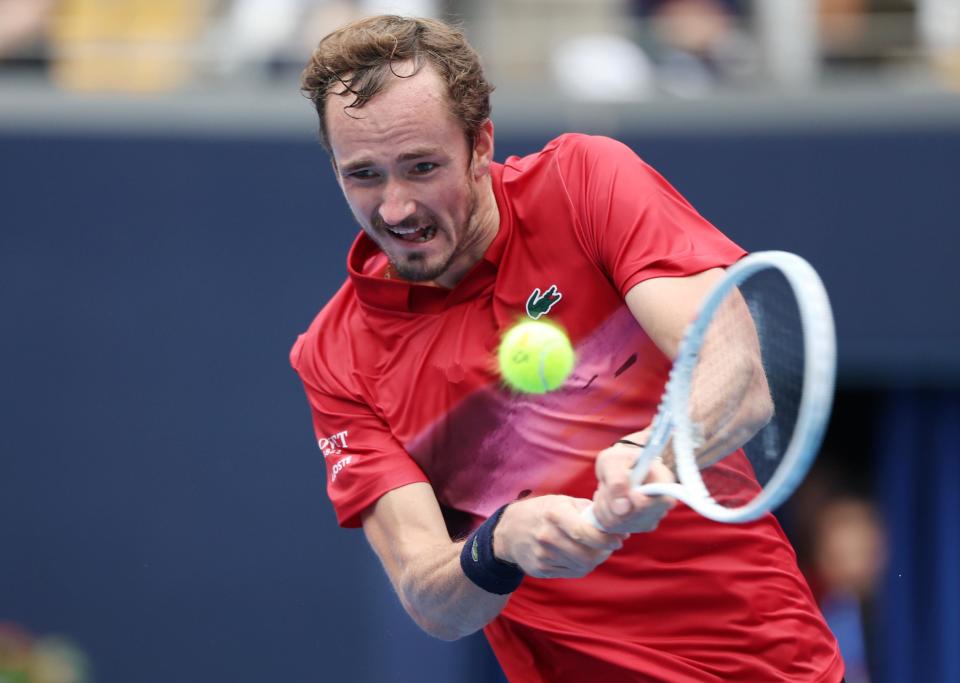 法国网球队轻取德国网球队,梅德韦杰夫统治全场的简单介绍 法国网球队轻取德国网球队,梅德韦杰夫统治全场的简单介绍