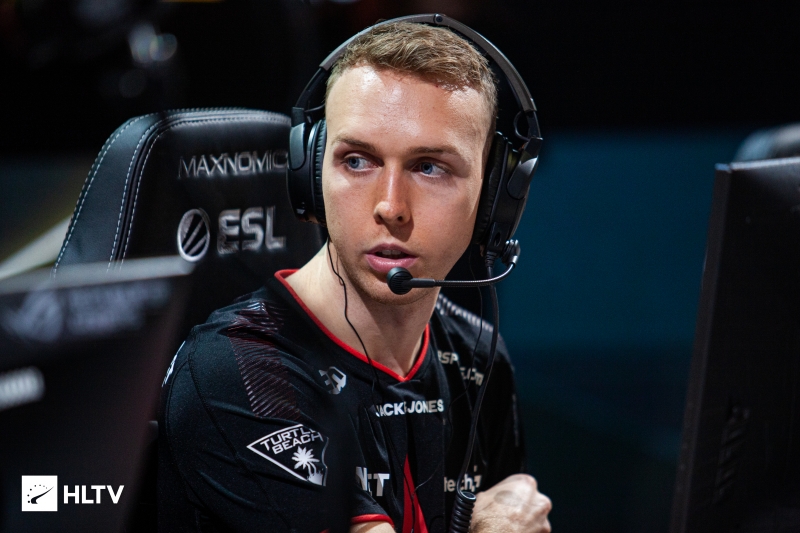 GEN绝杀Astralis,Knight2高光表现 GEN绝杀Astralis,Knight2高光表现