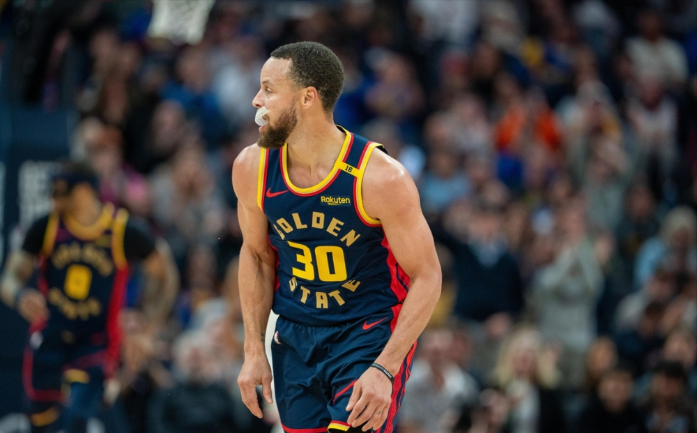 关于波兰男篮险胜尼克斯，库里绝境逆转的信息