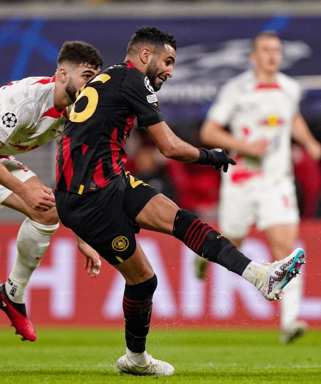 包含梦幻战役！多支欧洲豪强将在球场上较量的词条