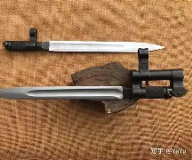 南海对威斯特汉姆，角逐刺刀