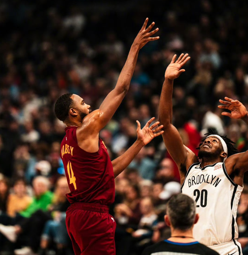 骑士队新赛季冲劲十足大胜对手 骑士队新赛季冲劲十足大胜对手