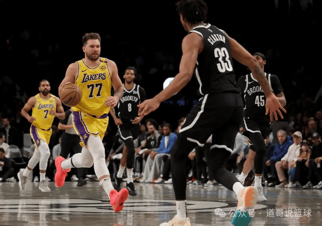 湖人惨败于活塞，遭遇两连败的简单介绍