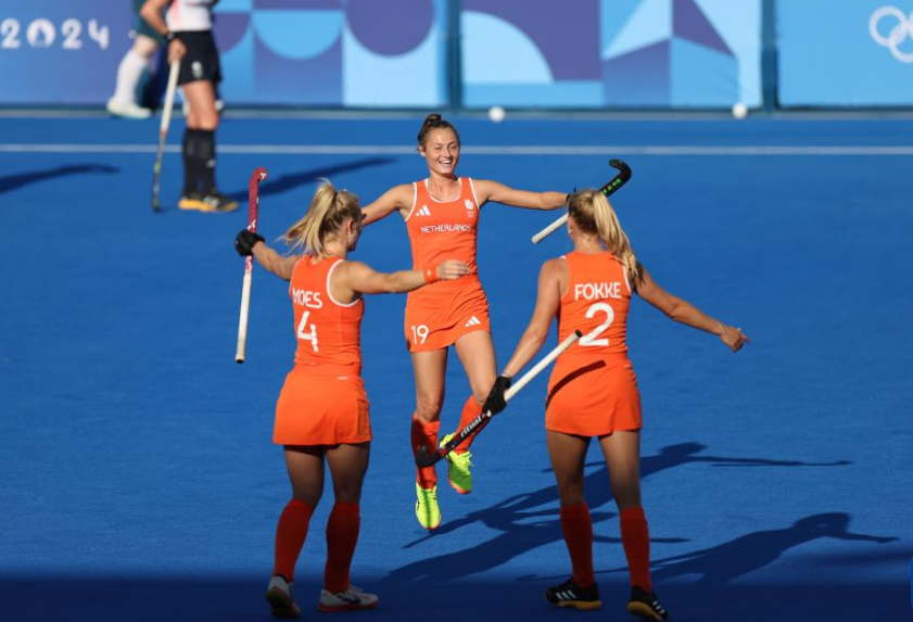 米兰百家乐-曲棍球比赛中荷兰选手实力爆发，勇夺冠军的简单介绍
