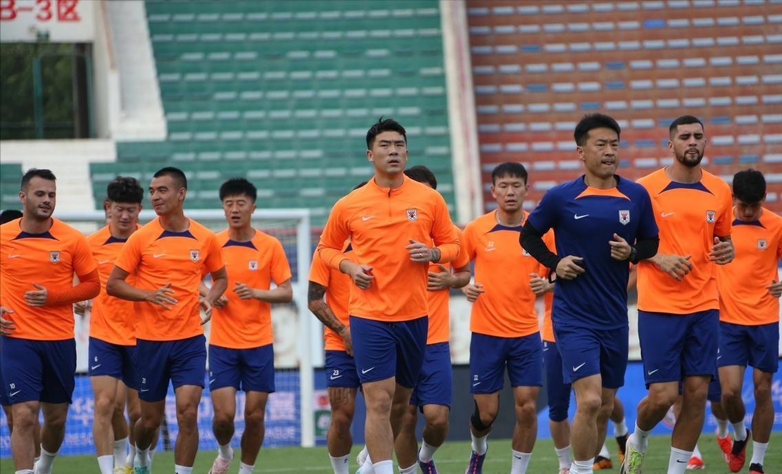 新援球员积极融入，立马发挥突出实力的简单介绍