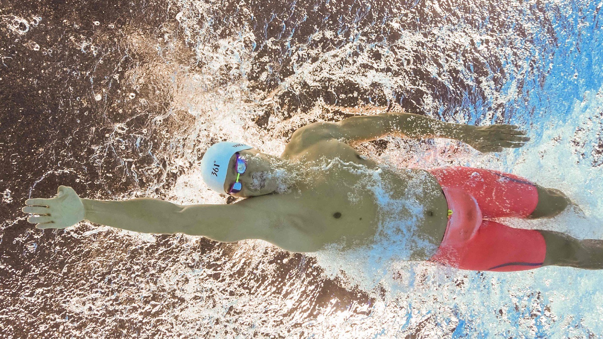 赛道上的新王，皮亚斯特里率队绝杀，梅赛德斯终结法拉利时代